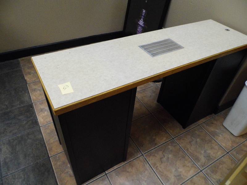 Nail Station
