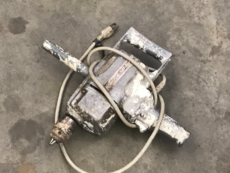 lot 31 image: Shop-Craft 115Volt 12 Heavy Duty ...