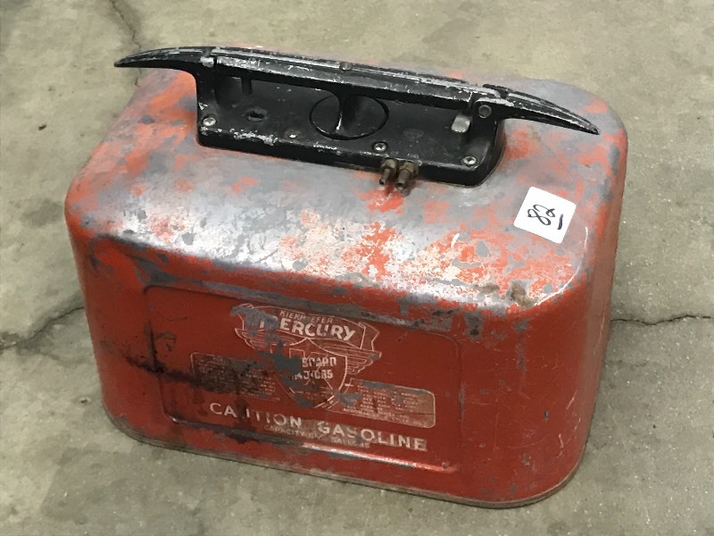 lot 82 image: Vintage Mercury 5-Gallon Steel Outb...