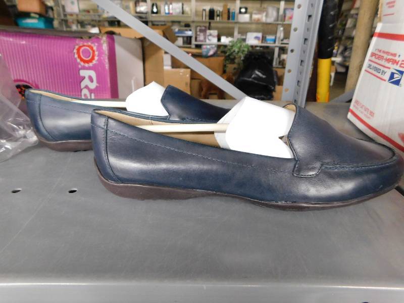 lot 475 image: WOMENS DRESS SHOES, SIZE 7M