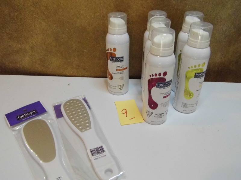 lot 9 image: FootLogix Assorted Product