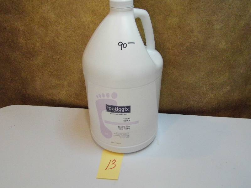 lot 13 image: FootLogix Assorted Product