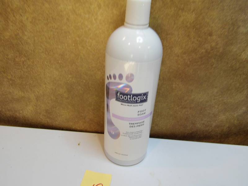 lot 19 image: FootLogix Assorted Product
