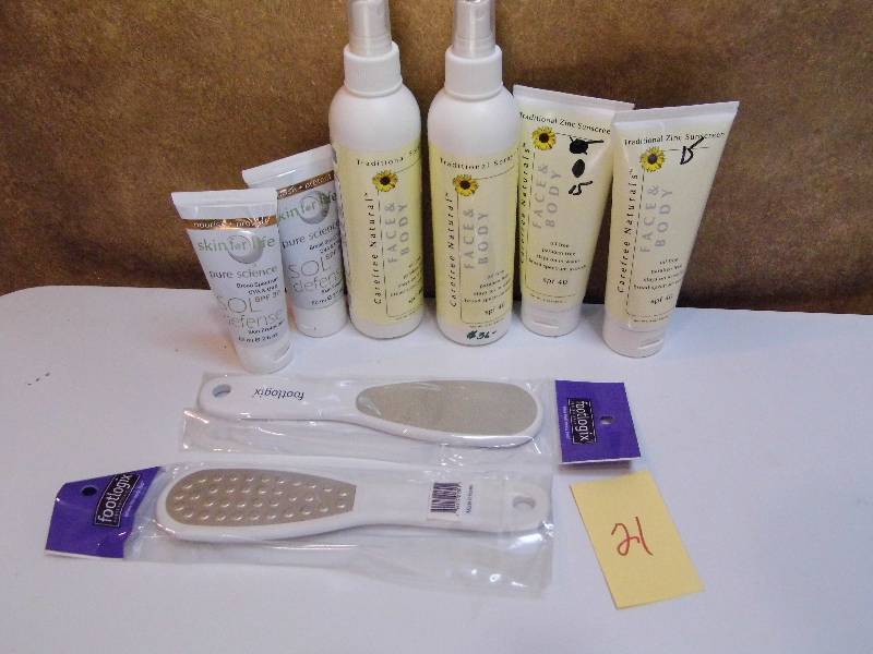lot 21 image: Skin For Life - Carefree Natural Products