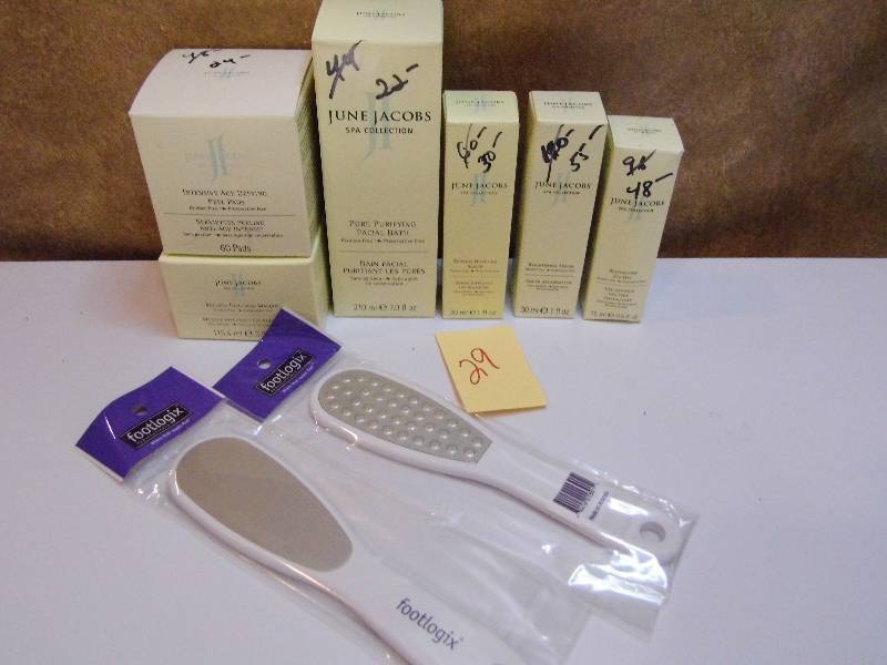 lot 29 image: Assorted Skin Care Products