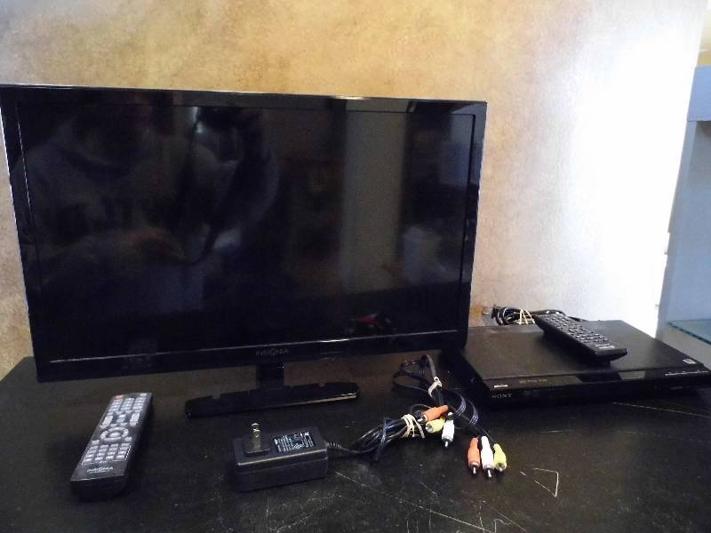 lot 152 image: Isignia TV - Sony DVD