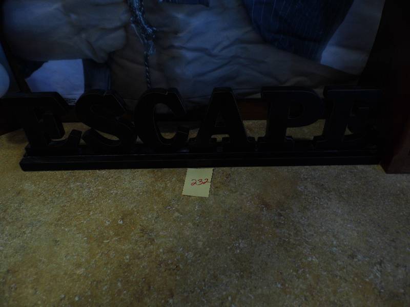 lot 232 image: Escape