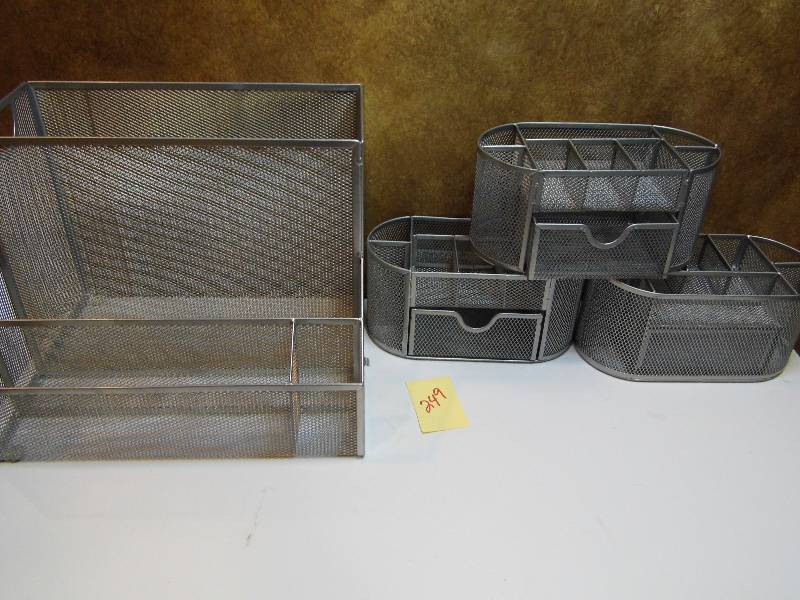 lot 249 image: Desk Organizers