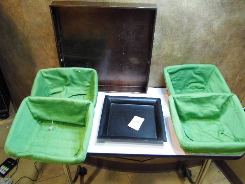 lot 250 image: Baskets - Trays