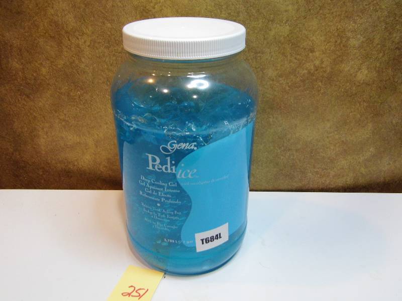 lot 251 image: Pedi Ice
