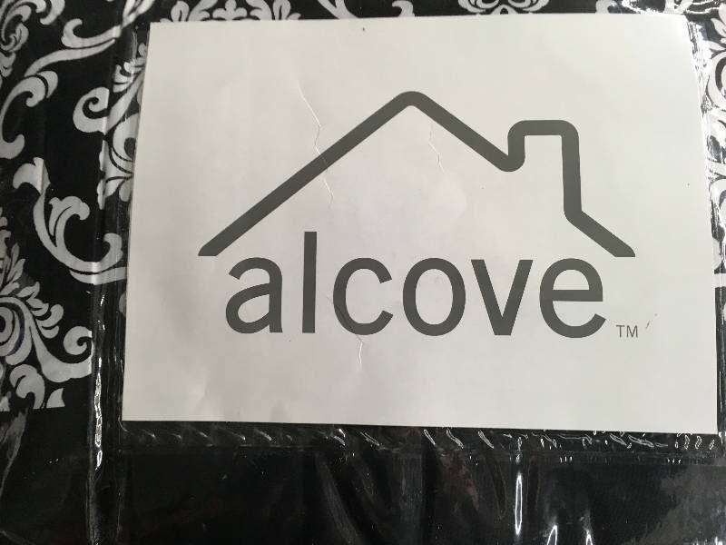 ALCOVE BED SPREAD