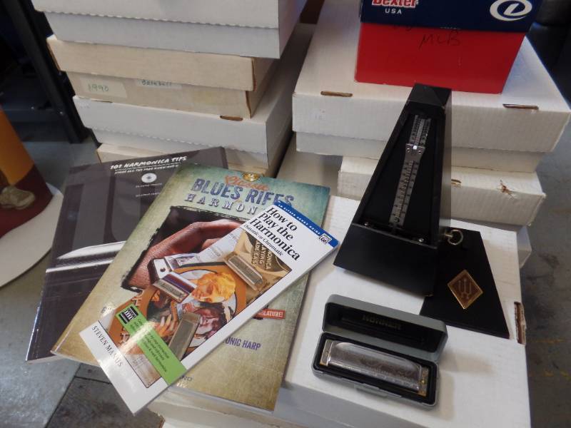 lot 806 image: HARMONICA AND METRONOME