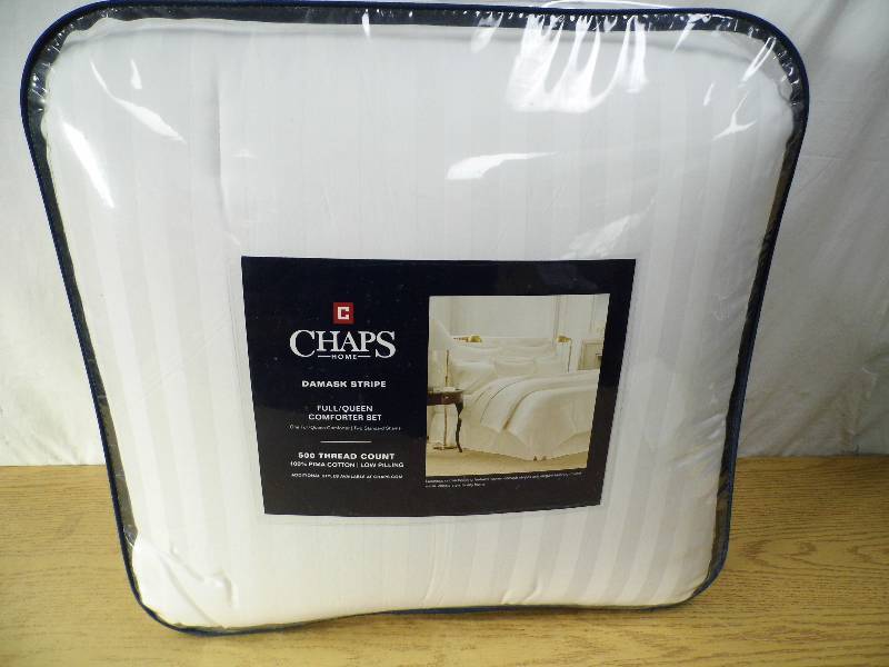 lot 2 image: Chaps Damask Comforter Set - FULLQUEEN