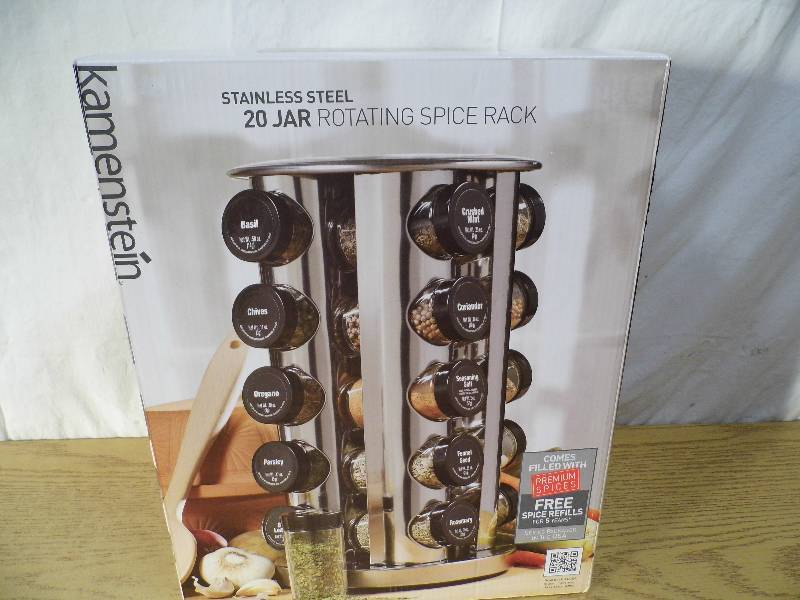 lot 4 image: Kamesten Spice Rack w Spices