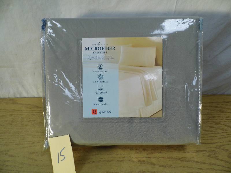 lot 15 image: Home Classice Micrfiber Sheet Set - QUEEN