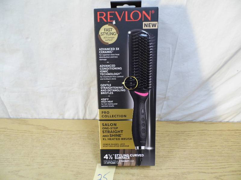 lot 25 image: Revlon Heated Brush