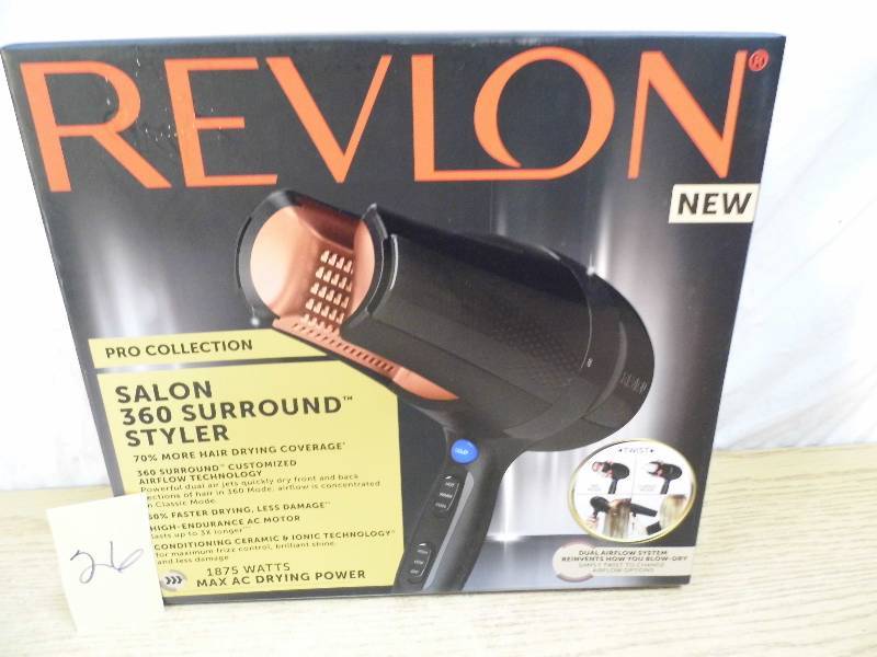 lot 26 image: Revlon Styler Blow Dryer