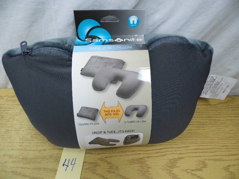 lot 44 image: Samsonite Magic 2 in 1  Pillow