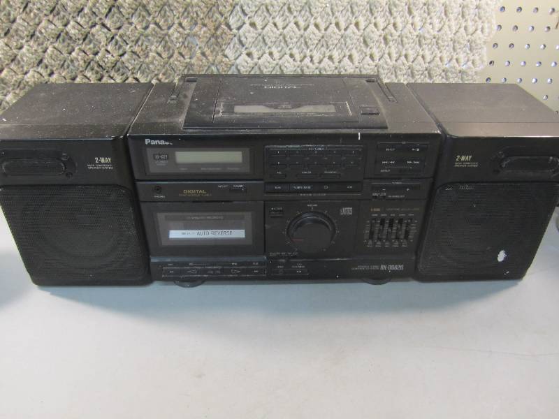 lot 24 image: Panasonic Boom Box Tested and Radio...