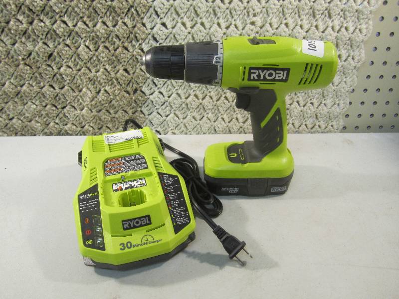 lot 38 image: Ryobi 18 Volt Cordless Drill with B...