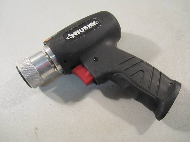 lot 45 image: Husky H4810 Pneumatic High Speed Sa...