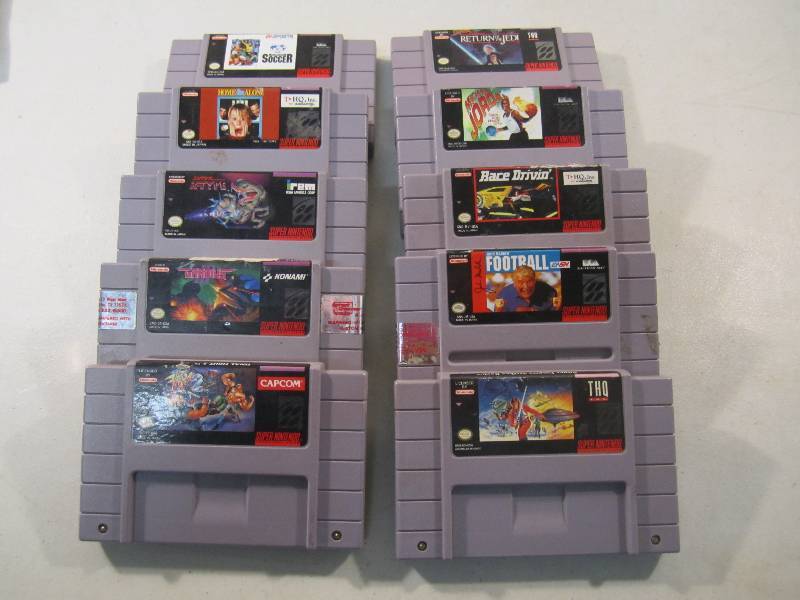 lot 74 image: Lot of 10 Super Nintendo Video Game...