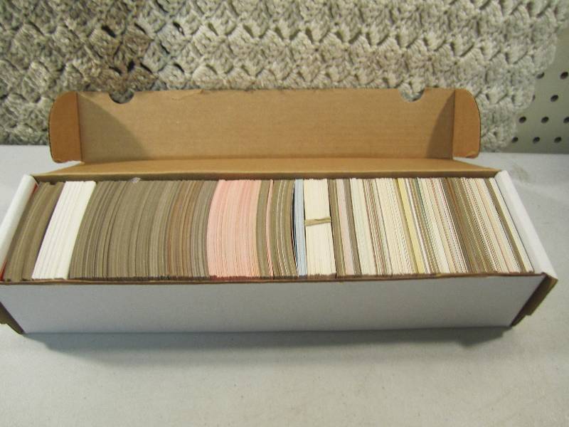lot 118 image: Box of Mixed Baseball Cards...