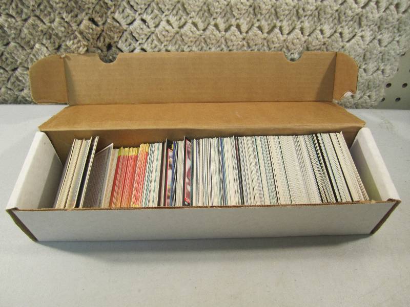 lot 123 image: Box of Mixed Baseball Cards...