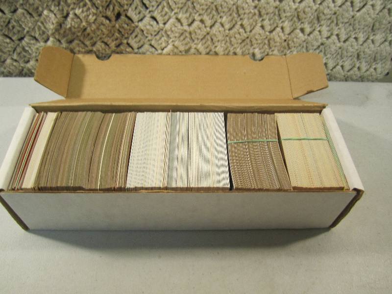 lot 133 image: Box of Mixed Baseball Cards...