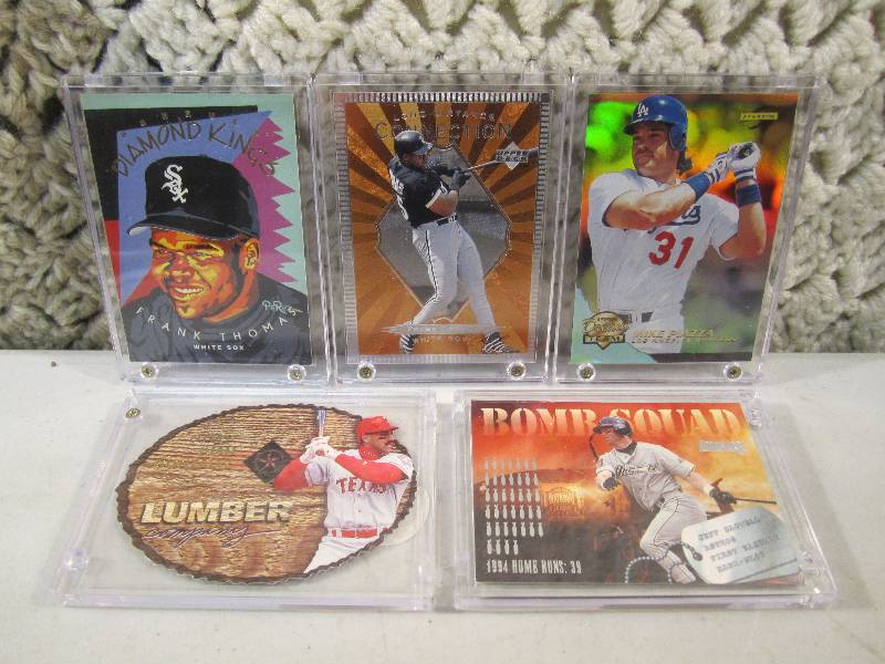 lot 142 image: Lot of 5 Collector Baseball Cards i...