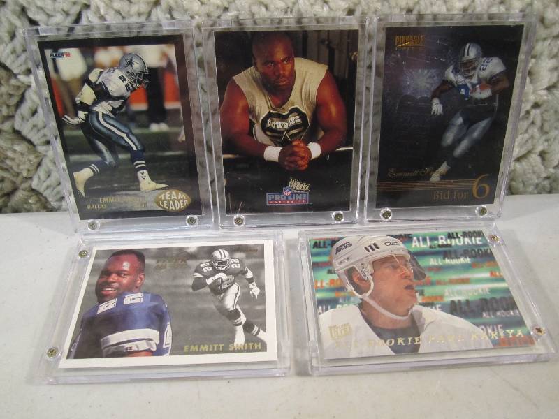lot 146 image: Lot of 5 Collector Sports Cards 4 -...