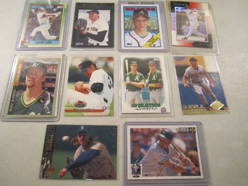 lot 162 image: Lot of 10 Baseball Cards in Sleeves...