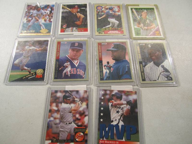 lot 192 image: Lot of 10 Baseball Cards in Sleeves...