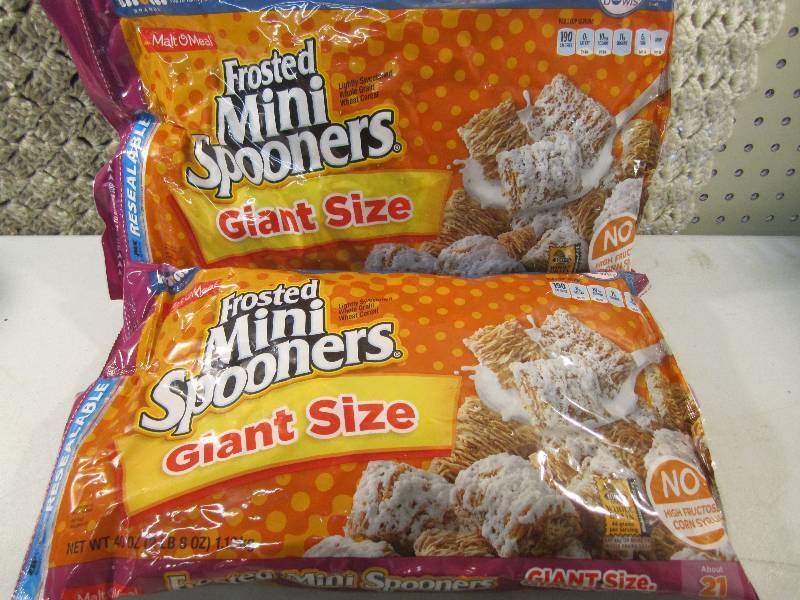 lot 203 image: Lot of 2 Giant Size Bags Frosted Mi...