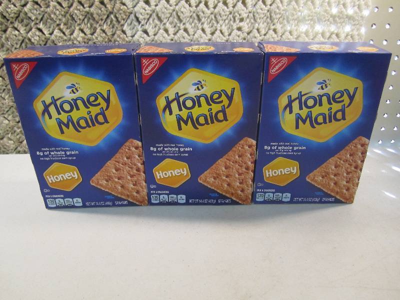 lot 214 image: Lot of 3 Boxes Honey Maid Graham Cr...