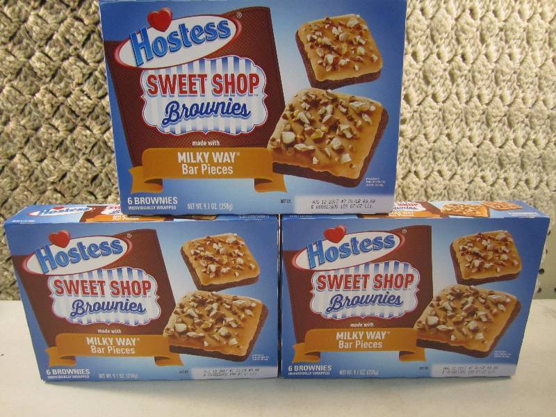lot 233 image: Lot of 3 Boxes Hostess Sweet Shop B...