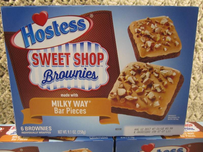 lot 234 image: Lot of 3 Boxes Hostess Sweet Shop B...