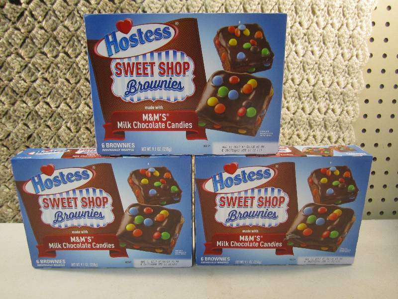 lot 235 image: Lot of 3 Boxes Hostess Sweet Shop B...