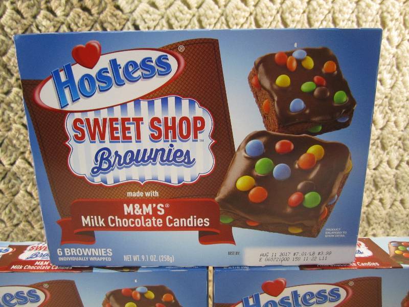 lot 237 image: Lot of 3 Boxes Hostess Sweet Shop B...