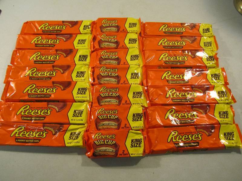 lot 247 image: Large Lot of Reeses Peanut Butter C...