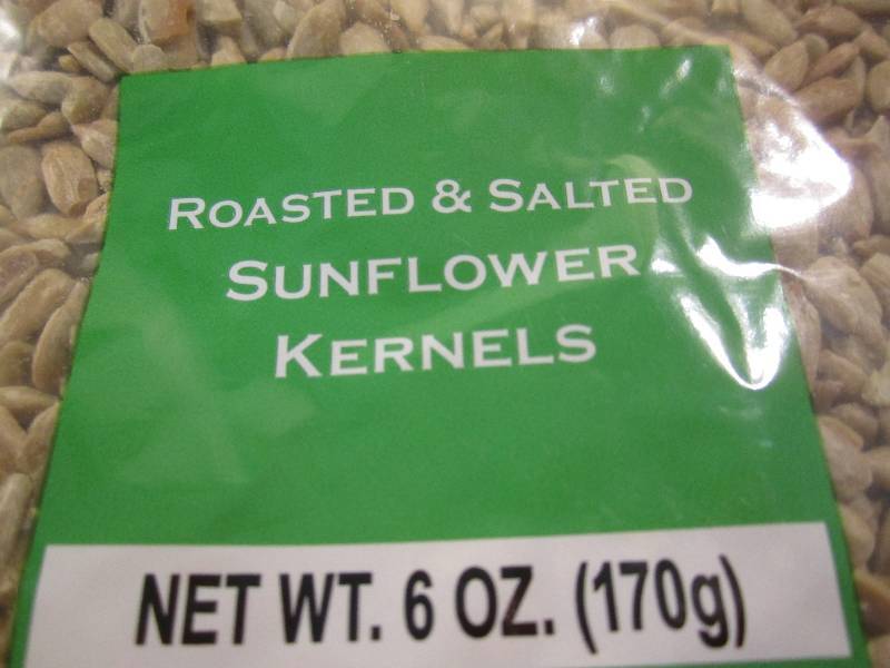 lot 261 image: Lot of 8 Bags Roasted & Salted Sunf...