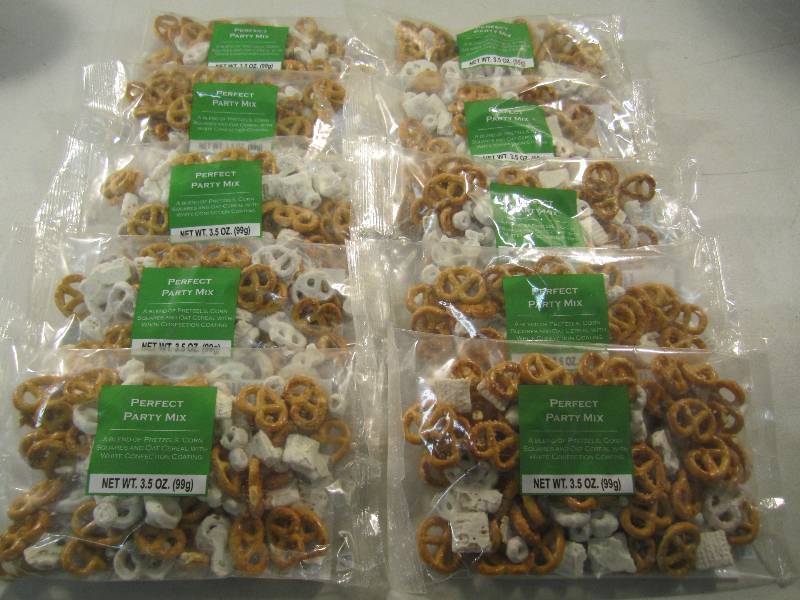 lot 269 image: Lot of 10 Bags Perfect Party Mix Be...