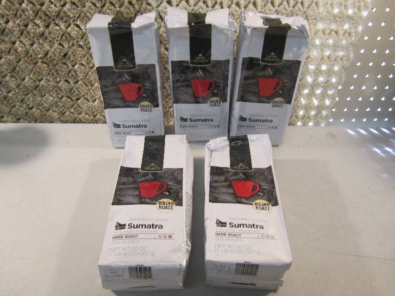 lot 272 image: Lot of 5 Bags SafeWay Select Dark R...