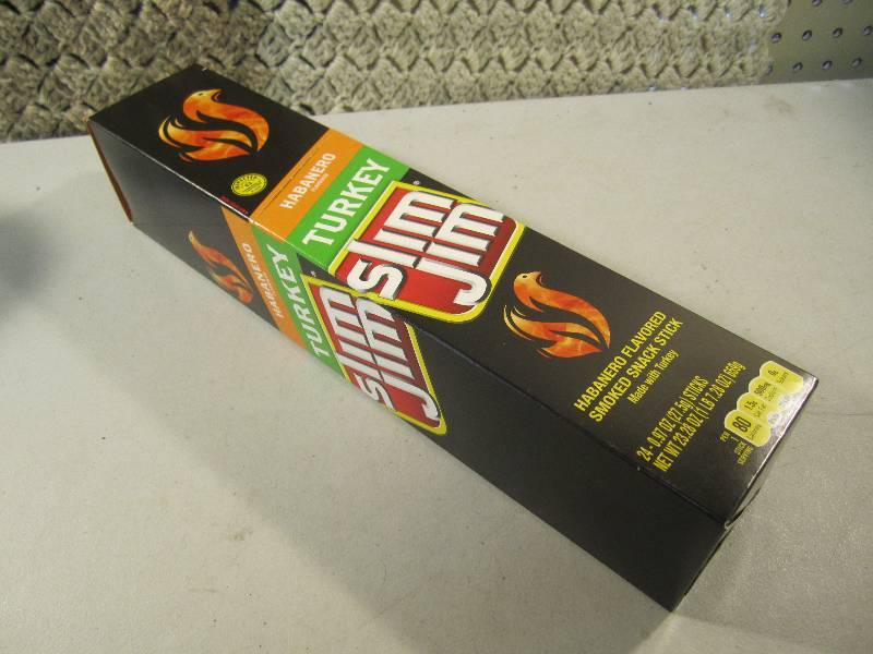 lot 286 image: Box of 24 Slim Jim Sticks Habanero ...