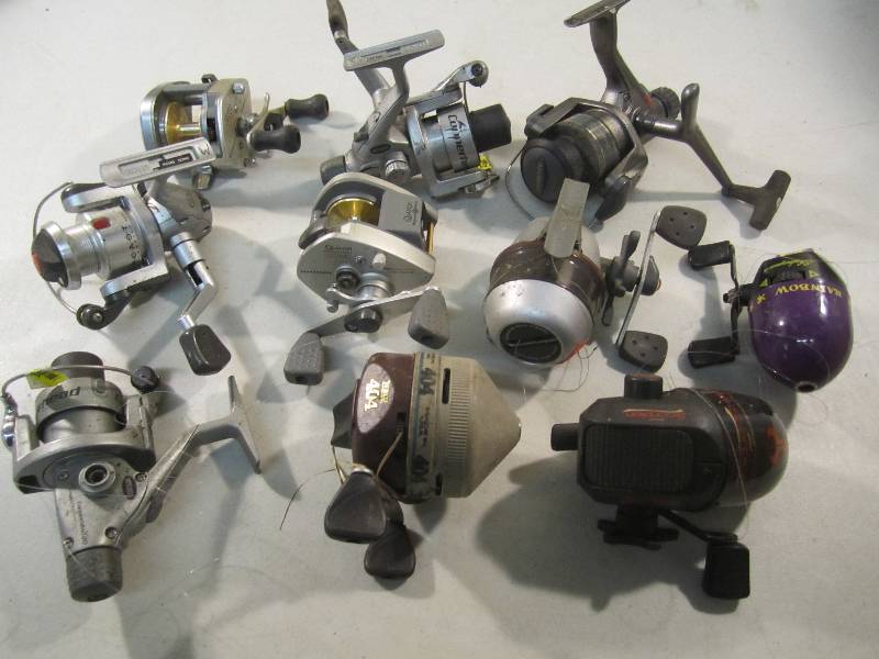 lot 302 image: Lot of 10 Misc Fishing Reels Some l...