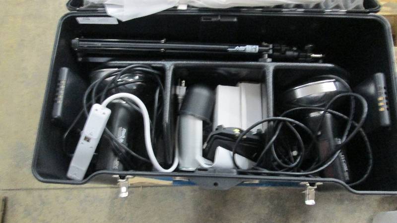 Lighting Kit in HD Storage Trunk-Sm...