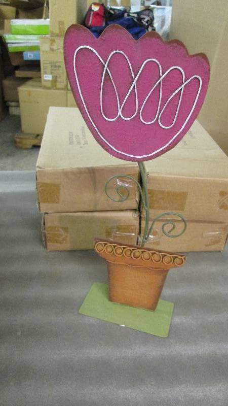 Lot of 4 14 inch Metal Flowers in ...