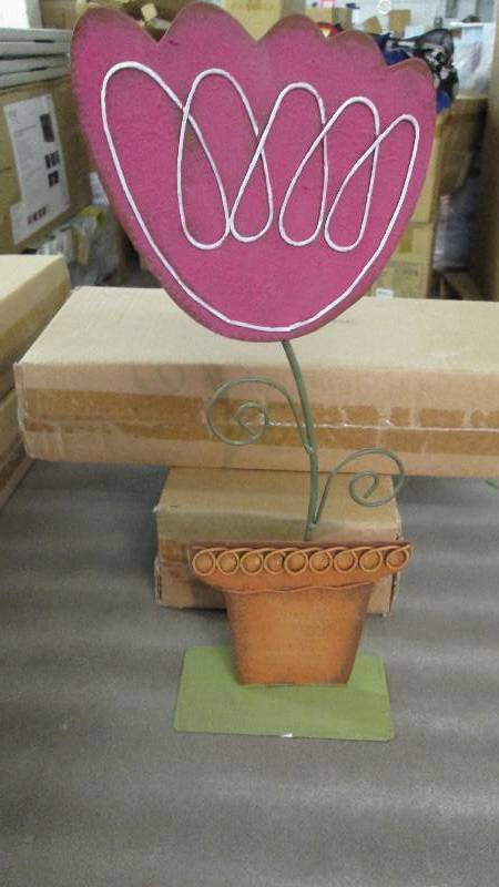 Lot of 4 14 inch Metal Flowers in ...