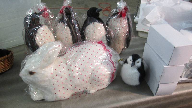 Posing Props 4 Large Penguins, 4 S...
