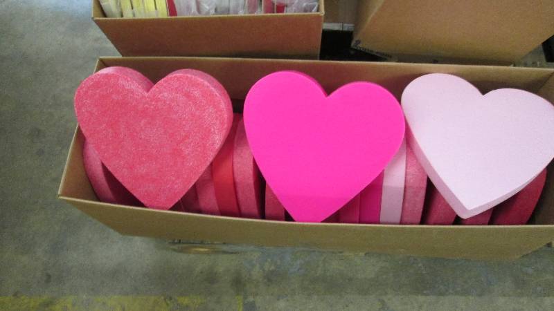 Box of 12 inch Resin Red & Pink Hea...